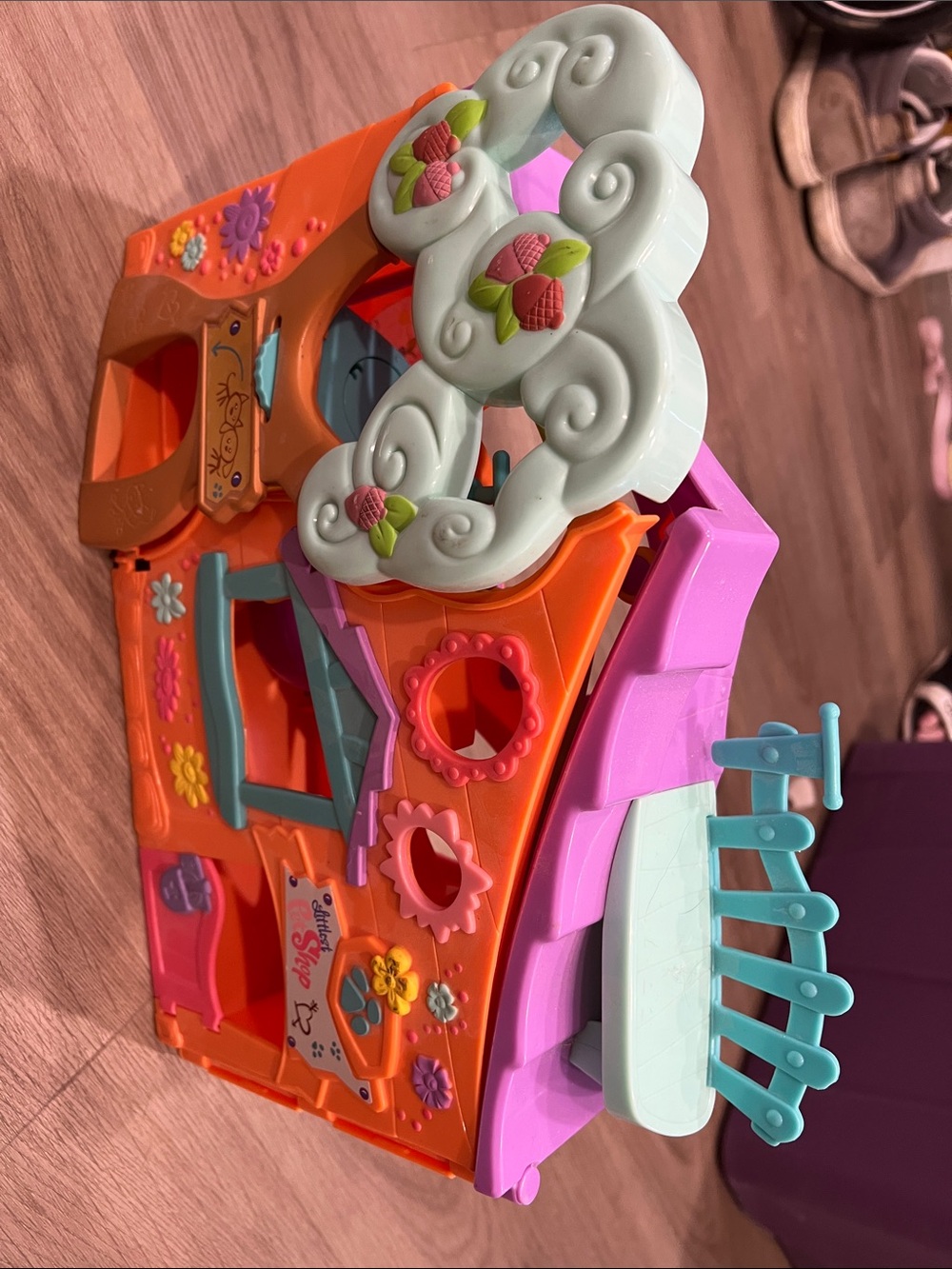 LITTLEST PET SHOP VINTAGE Bright Pink & Orange Interactive Playhouse Toy